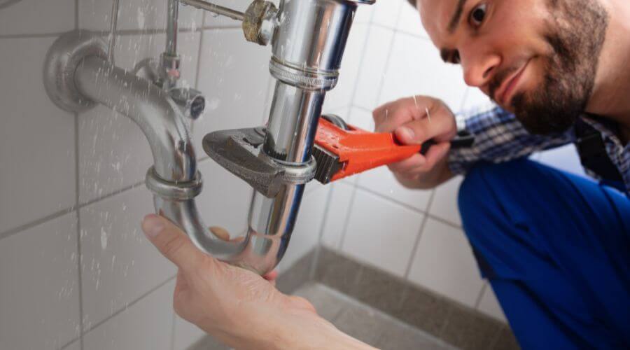 Professional emergency plumbing in Huslia, AK